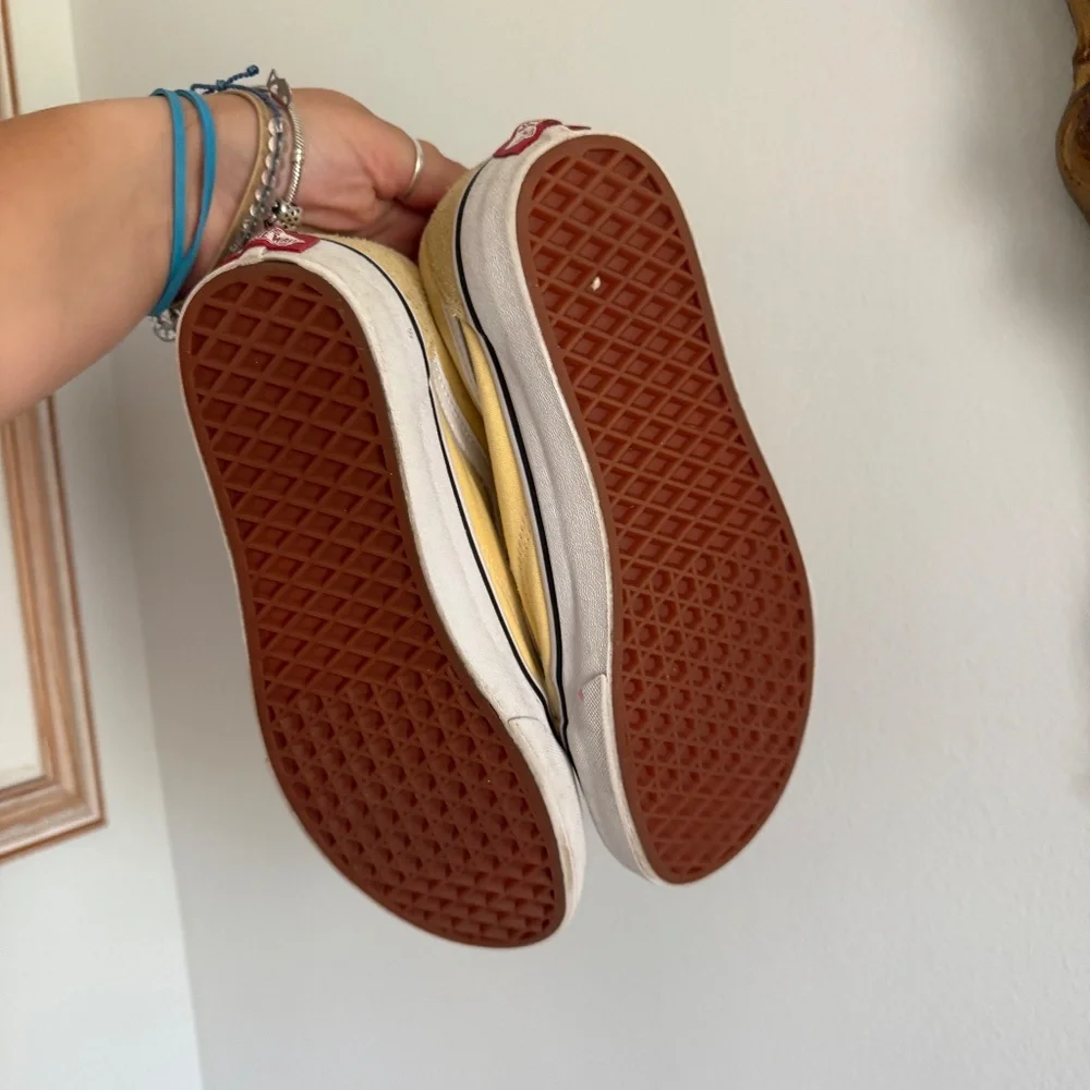 Yellow Vans Women's size 9 - Picture 5 of 10